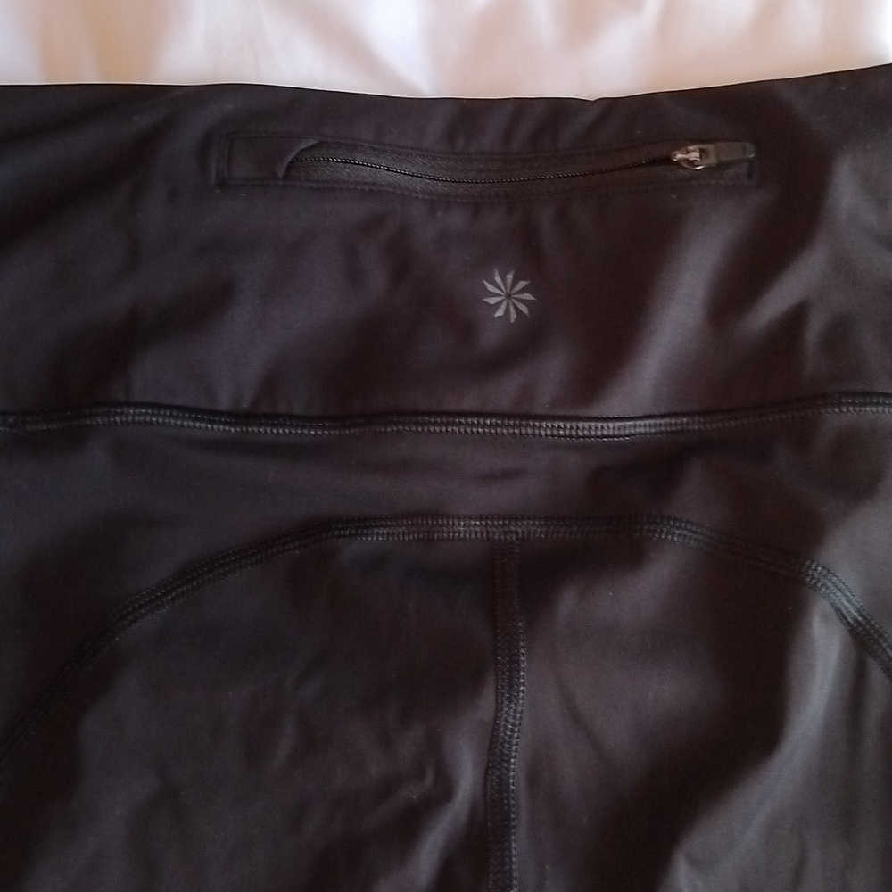 Like New Athleta Black High-Waist Lightning 7/8 Leggings - XS - Picture 6 of 6